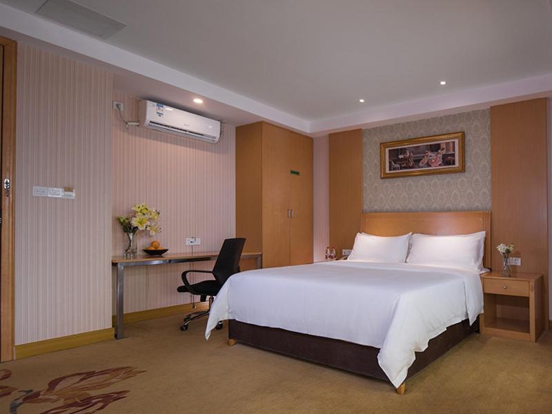 Vienna 3 Best Hotel Dongguan Liaobu Veicle City エクステリア 写真
